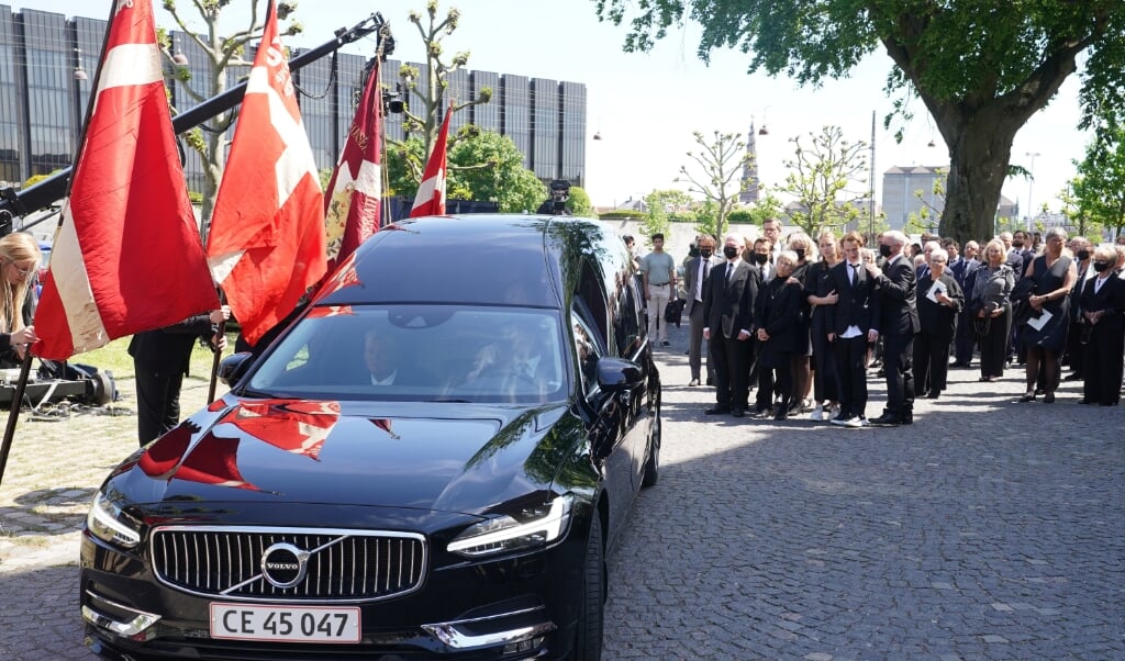 Familie, venner og toppen af Dansk politik deltov ved afskeden med Poul Schlüter. (Keld Navntoft)