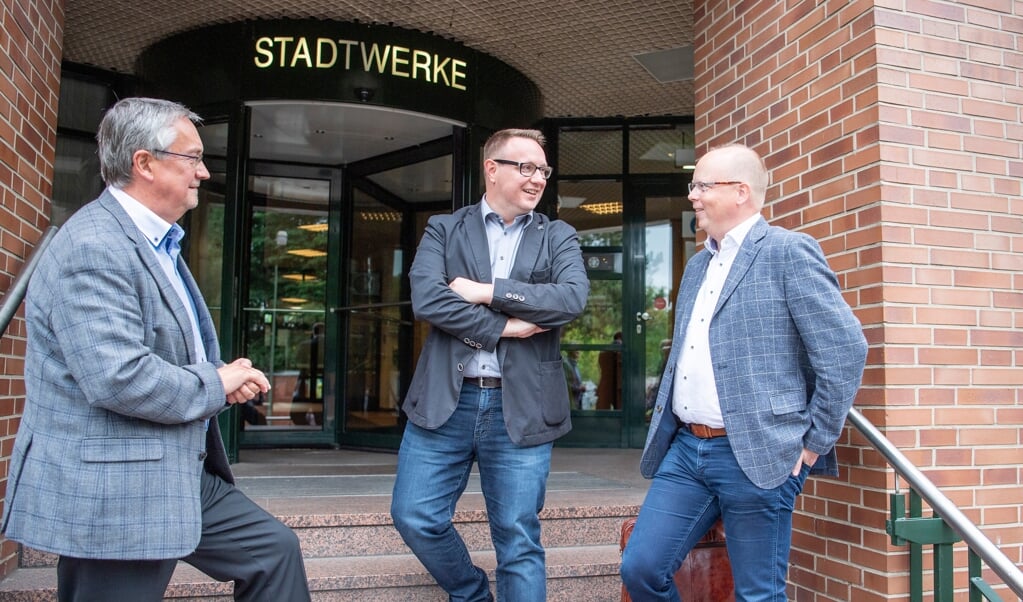 Ved besøget hos Stadtwerke deltog udover Stefan Seidler og Christian Dirschauer også SSW-Flensborgs medlem i Stadtwerkes tilsynsråd, Thorsten Kjærsgaard. (Kira Kutscher )