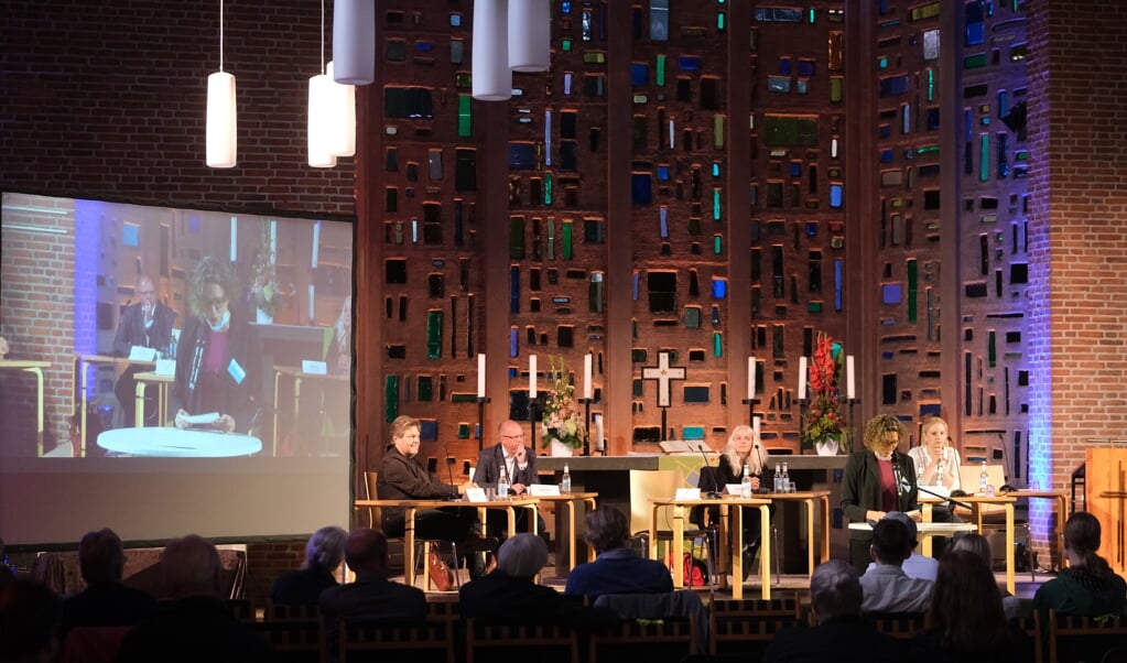 Jugendkirche i Flensborg indbød til valgdebat med alle partier, men CDU og AfD dukkede ikke op. (Sebastian Iwersen)