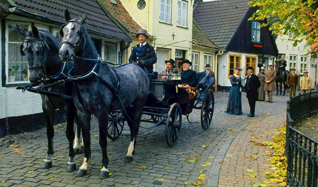 Der Stechlin, ein dreiteiliger Fernsehfilm nach dem Roman von Theodor Fontane, wurde 1975 auf dem Holm in Schleswig gedreht. (ARD)