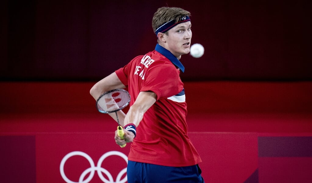 Viktor Axelsen er klar til at spille om guld ved OL efter en semifinalesejr over OL-sensationen Kevin Cordón. (Liselotte Sabroe/Ritzau Scanpix)