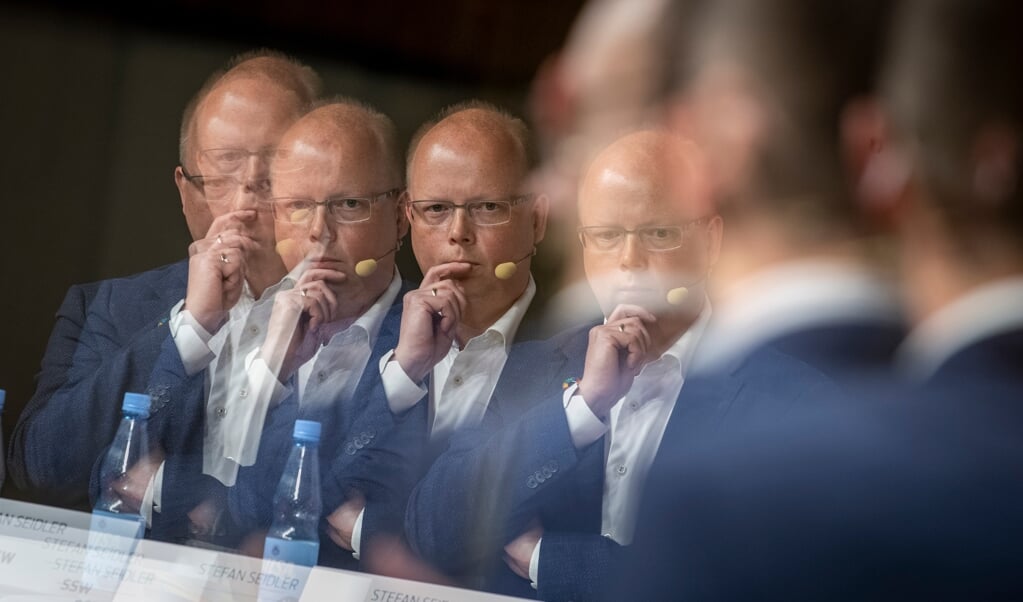 Stefan Seidler har 22.000 euro at gøre godt med om måneden til ansættelse af det team, der skal stå ham bi i Berlin og valgkredsen. (Martin Ziemer)