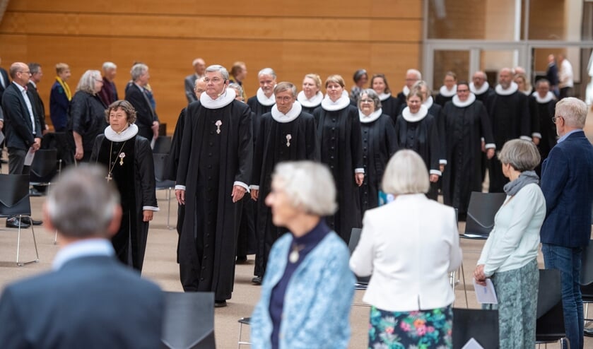 Der var en del sydslesvigske præster ved festligholdelsen af Dansk Kirke i Sydslesvigs 100 års jubilæum. Nu kommer der to mere.