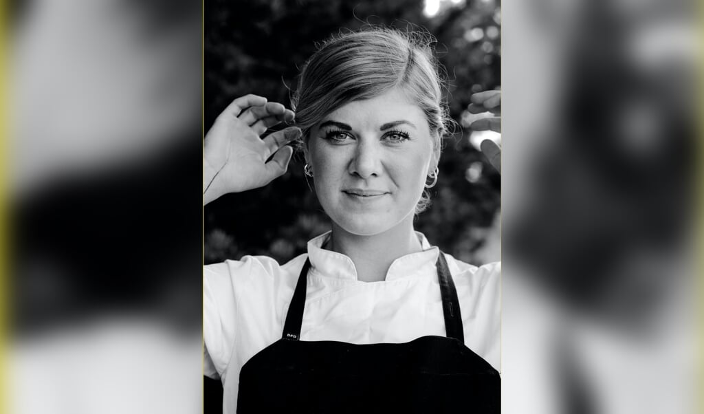 Emilie Qvist Kjærgaard bruger lokale råvarer i sæson på restaurant Medvind og deltager i år for første gang i den prestigefyldte konkurrence Årets Østerskok. (Privatfoto)