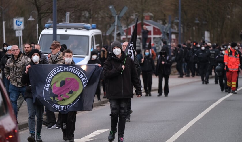 Lørdag eftermiddag er der både en officiel og en uofficiel corona-demonstration i Flensborg.