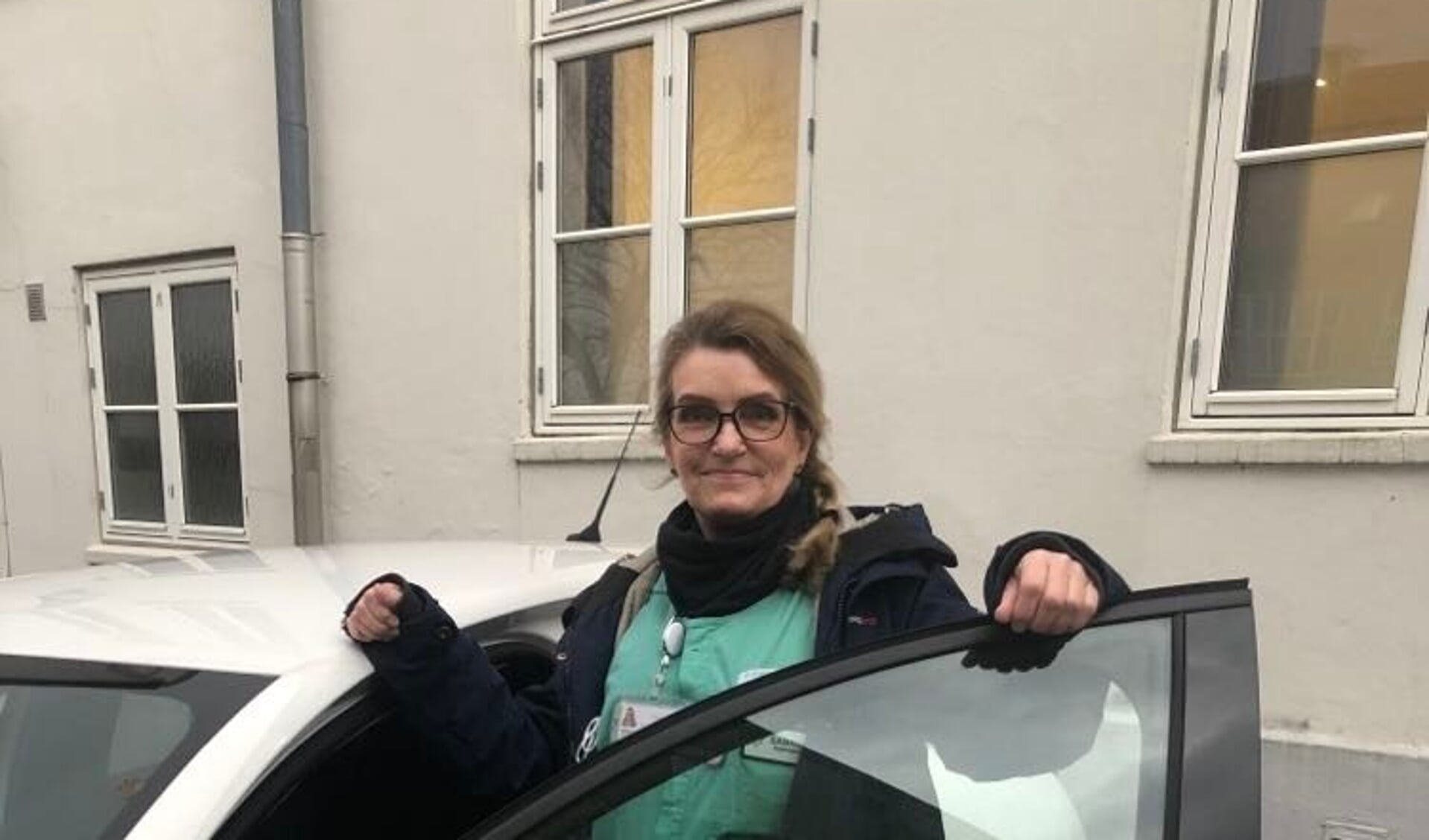 Sabrina Johansen arbejder som hjemmesygeplejerske i Aabenraa Kommune og har som pendler i årevis følt sig generet af grænsekontrollen. Hun er tovholder for en protesterende gruppe af grænsependlere. 