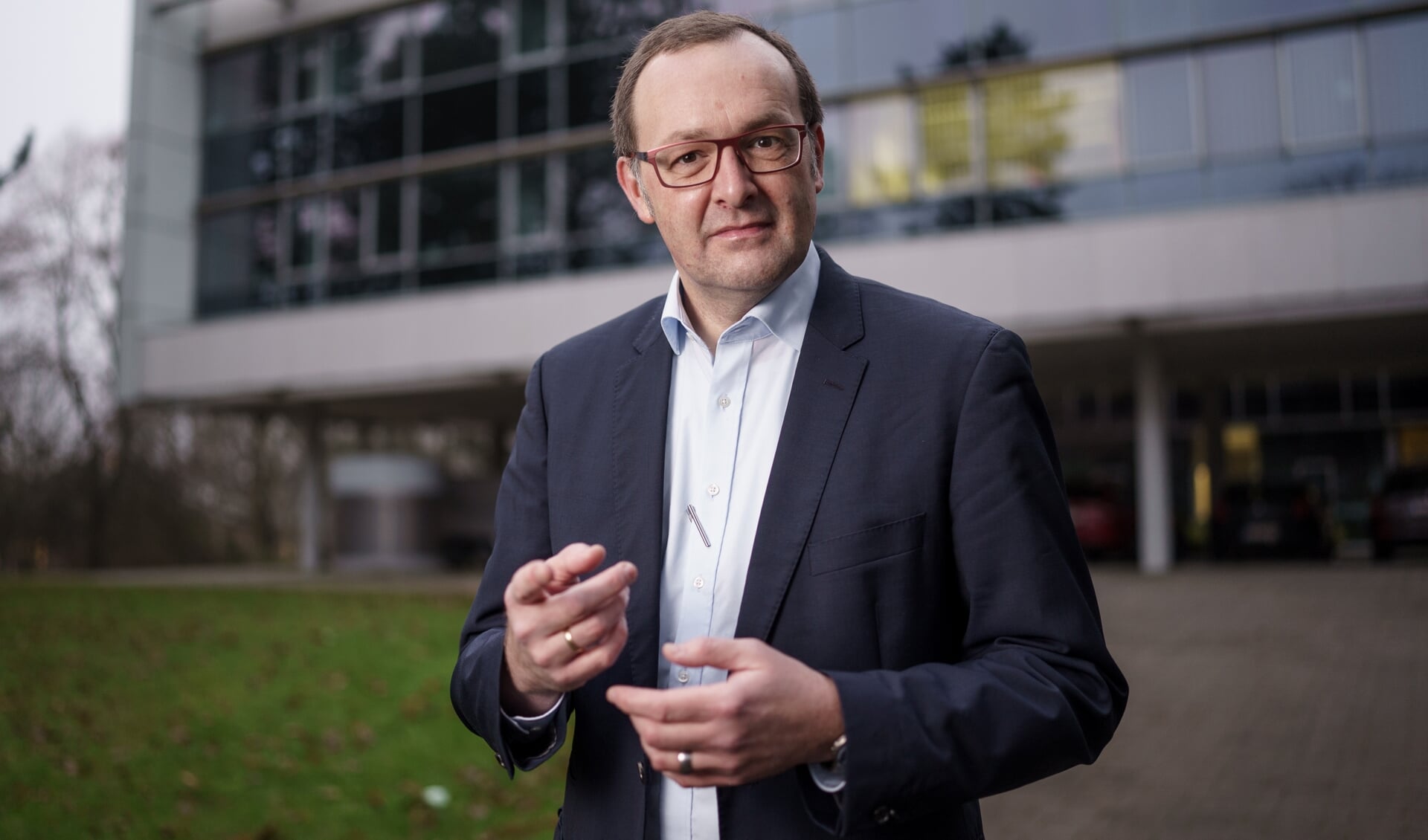 Professor Wilhelm Knelangen, Christian-Albrechts-Universitetet i Kiel, forventer en valgperiode med færre midler, hvor De Grønne får travlt med at markere forskellene til CDU. Foto