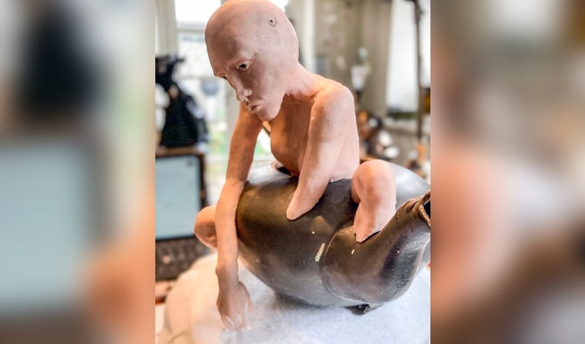Skulptur af kunstneren Lisbet Thorøe Larsen fra Lunderskov.