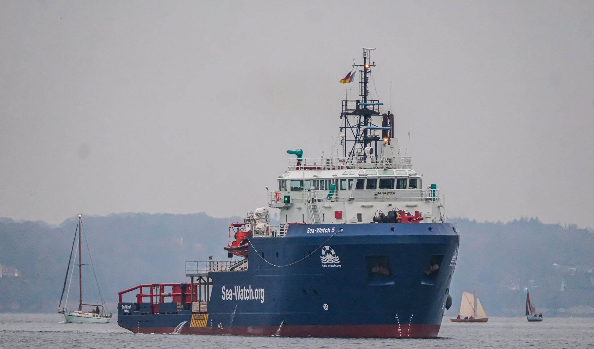 »Sea-Watch 5« er et gammelt engelsk skib, som Sea-Watch nu vil bruge til at lave redningsaktioner. Det kom til Flensborg søndag den 27. november. Arkivfoto: