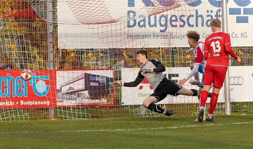 Der Ex-Husumer Hendrik Fleige sorgte für die zwischenzeitliche 2:0-Führung des TSB.