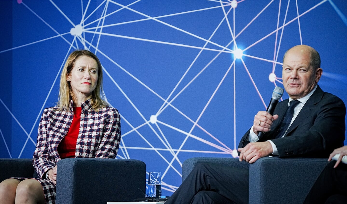 Den estiske premierminister, Kaja Kallas, og forbundskansler Scholz diskuterede. Foto: