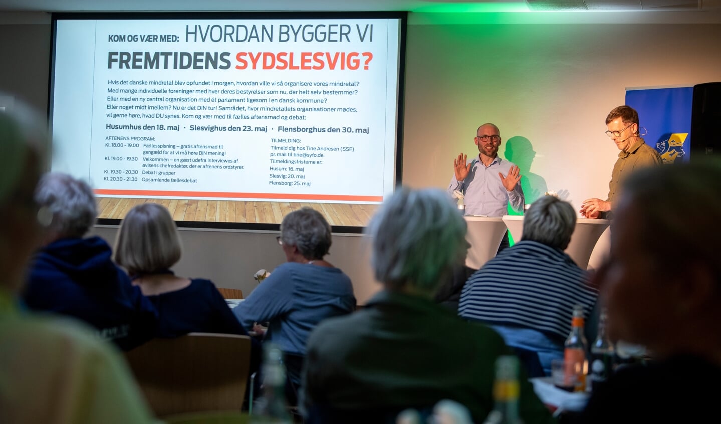 Op til afslutningen på strukturdebatten er der afholdt debatmøder rundt omkring i Sydslesvig - her i  Slesvighus den 23. maj 2022, hvor David Nicolas Hopmann holdt et oplæg. Foto: 