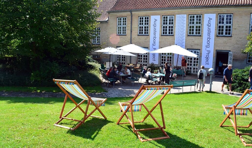Augustenborg_Project ligger i denne bygning ved det historiske Augustenborg Slot. A_Food_Project rummer en have, en café og en bistro, hvor der serveres mad med lokale ingredienser. (Arkivfoto)