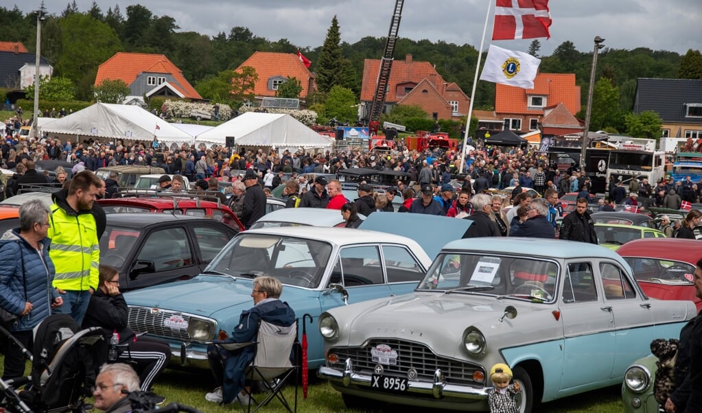 Den 30. udgave af Oldtimerløbet, hvor gamle køretøjer kan opleves, fandt lørdag sted i Gråsten. (Tim Riediger )