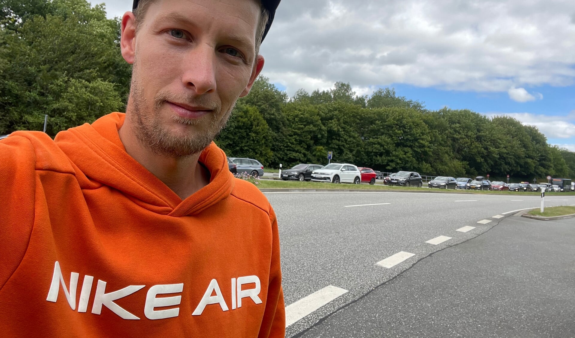 Jakob Mikkelsen bor i Flensborg og driver firma fra en adresse i Padborg. Han er så træt af grænsekontrollen, at han klagede til EU-Kommissionen. Svaret var langt, men nedslående. Foto: