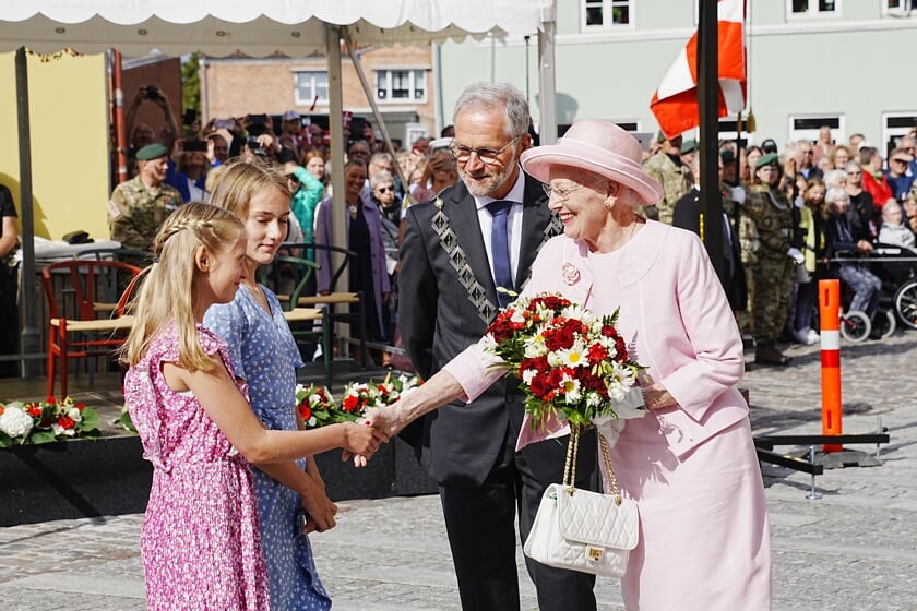 Dronning Margrethe er ankommet i Tønder. Foto: 