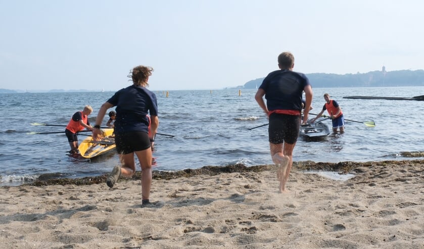 Die Deutsche Ruderjugend-Nationalmannschaft bereitet sich bereits seit einigen Tagen in Flensburg auf das Coastal Rowing-Event vor.