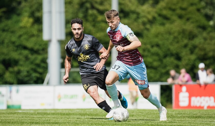 Der Kapitän des SC Weiche Flensburg 08 bleibt bis 2025 an Bord.