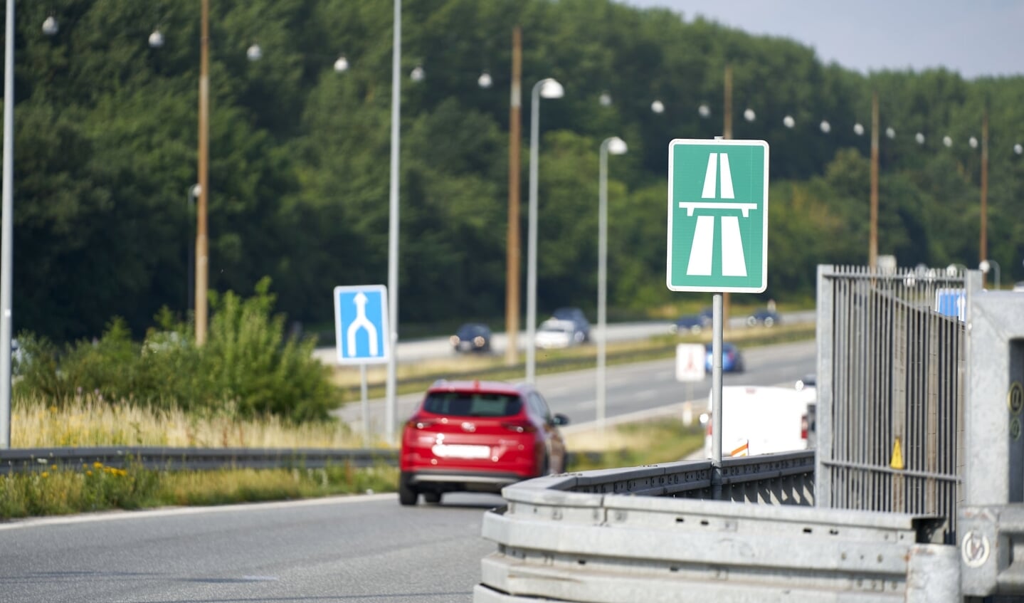 Flere overholder fartgrænserne på motorvejene i Danmark, viser beregninger fra Vejdirektoratet, der blandt andet påpeger opmærksomhed på at spare brændstof. (Arkivfoto).