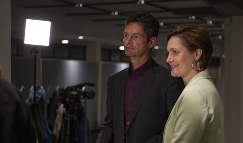 Den 2. oktober skal flensborgerne vælge, om de vil have Fabian Geyer eller Simone Lange som byens nye overborgmester. Foto:
