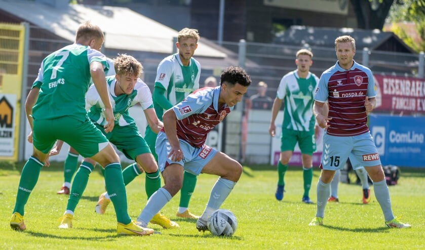 Niclas Nadj (l.) fehlt gelbgesperrt und Florian Meyer mit einem grippalen Infekt.