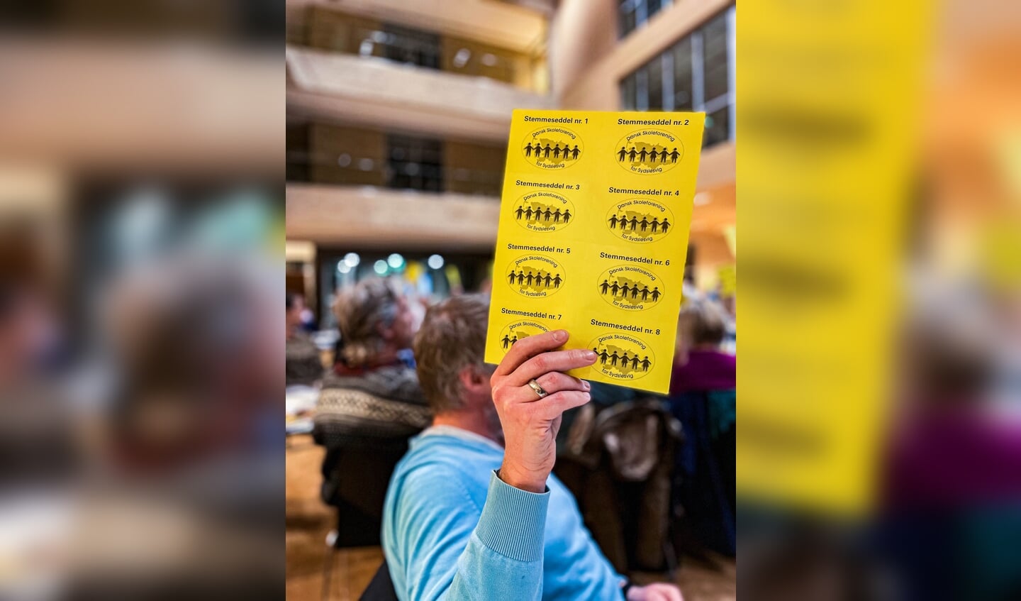 Vedtægterne med enstemmigt vedtaget.