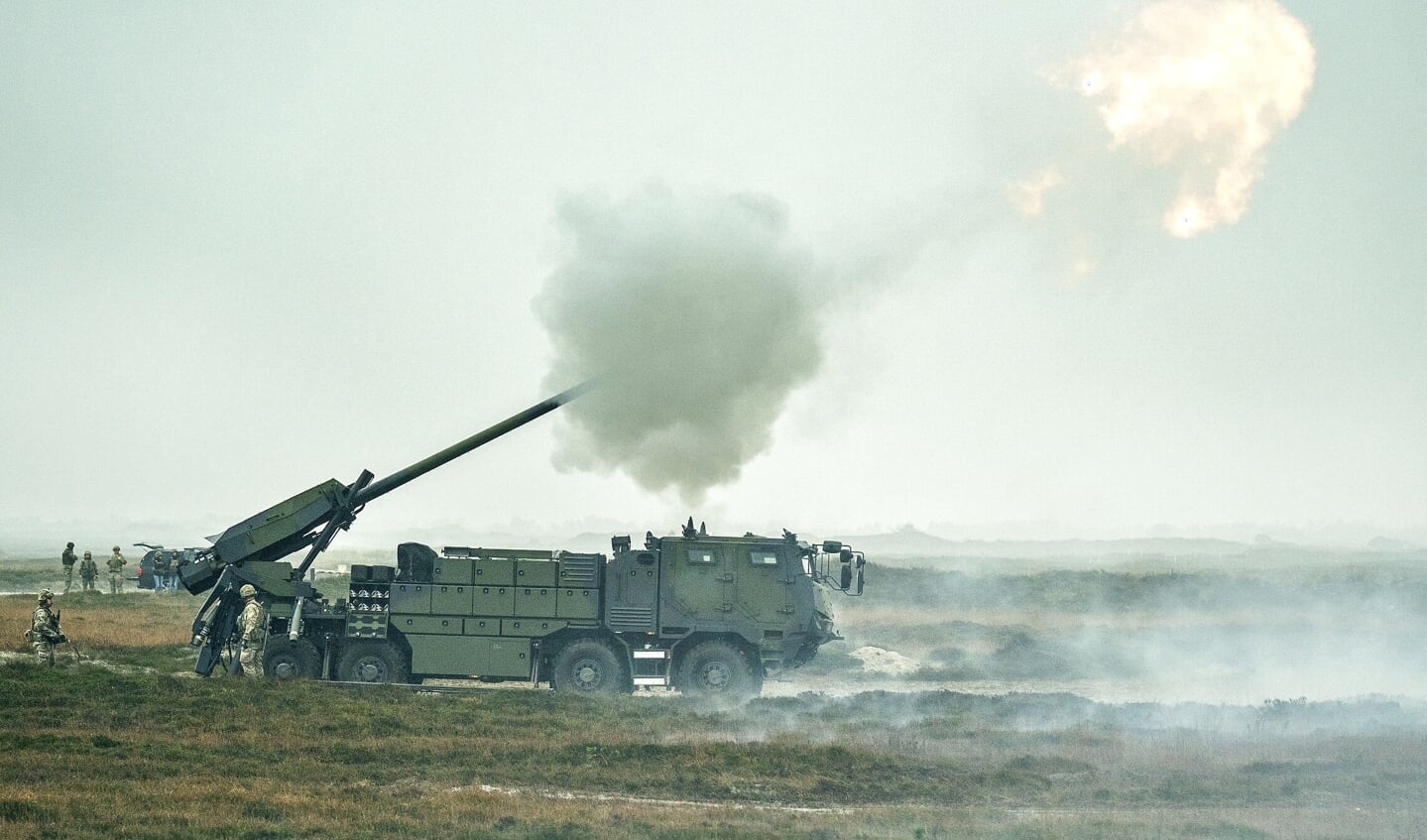Forsvarsministeriet præsenterer artilleripjecen Caesar 8x8 i Oksbøl fredag den 12. november 2021.