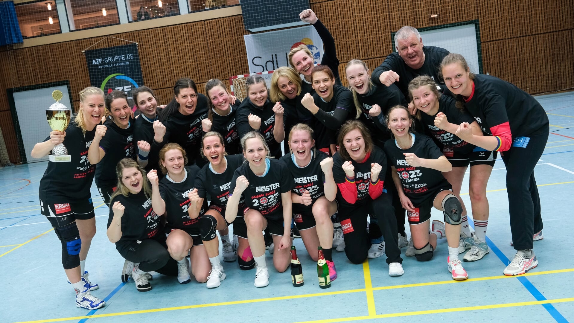 DHK Flensborgs håndboldkvinder leverede en sublim sæson og sikrede sig mesterskabet og oprykning i Kreisoberliga.