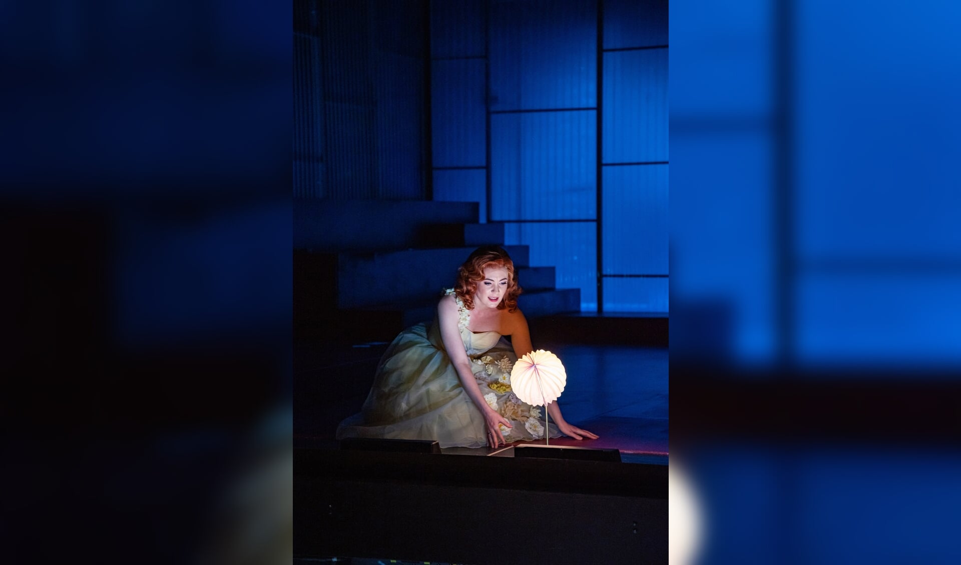 Amelie Müller i rollen som Blanche DuBois var fremragende som både sanger og skuespiller i premieren på "A Streetcar Named Desire". Foto: