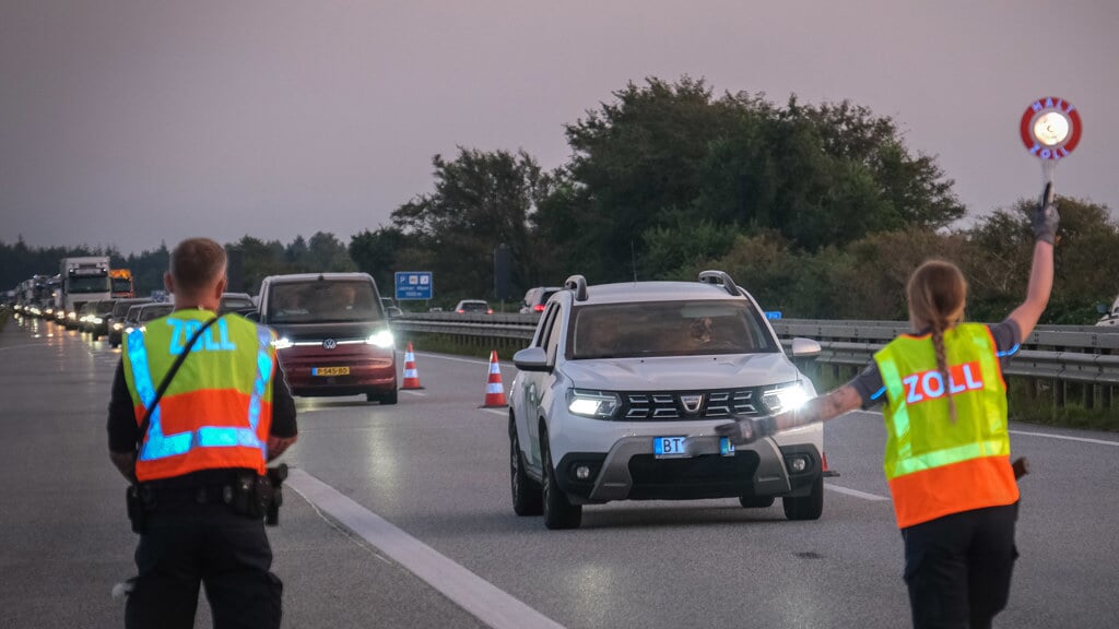 Tre unge tyske statsborgere lykkedes ikke med at smugle 12 kilo kokain over den dansk/tyske grænse. Foto: Heiko Thomsen