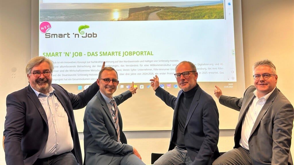 Startschuss für Smart 'n' Job. Von links: Dr. Martin Linne (Tourismus Lotsen), Digitalisierungsminister Dirk Schrödter, Peter-Boy Weber (Föhr-Amrumer Unternehmer), Michael Lohmann (IHK). Foto: