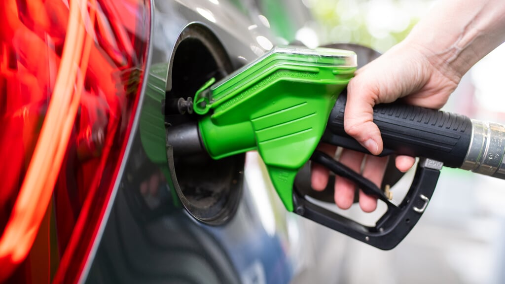 Brændstoffer er blandt de produkter, der ligefrem bliver billigere. Foto: 
