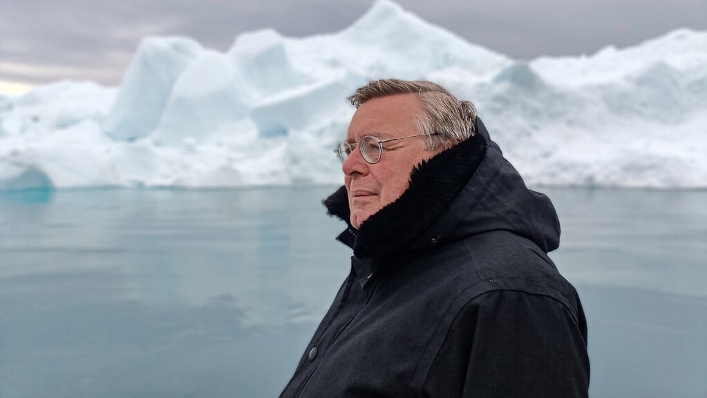 Den tyske ambassadør i Danmark, Pascal Hector, ses her ved Ilulissat Isfjord i Grønland. Nu er han også på vej til Tønder. Arkivfoto: 