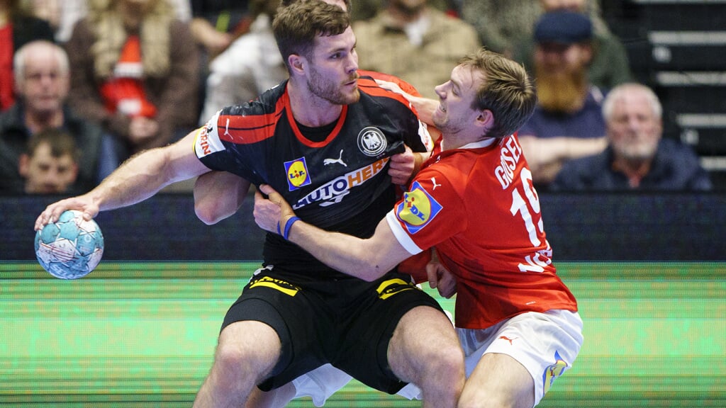 Johannes Golla kann erst ab dem Viertelfinale auf Mathias Gidsel und die dänishcen Handballer bei Olympia treffen.