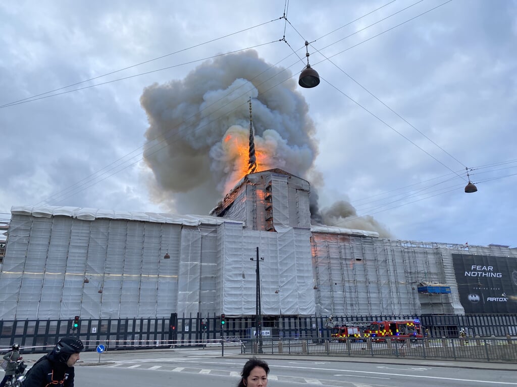 Brand i Børsen i København tirsdag den 16. april 2024. Foto: 