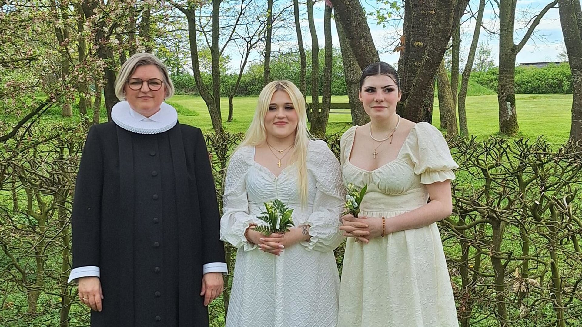 Fra venstre: præst Charlotte F. Sloth, Kim Miandra Jaqline Reimers og Lotta Jule Riechert.