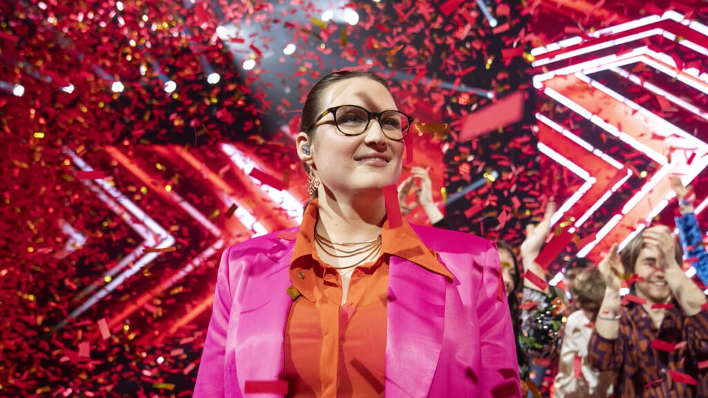 Sydslesvigske Helene Frank vinder finalen i X Factor 2024 foran Selmani og Cristian Oprea. Foto: