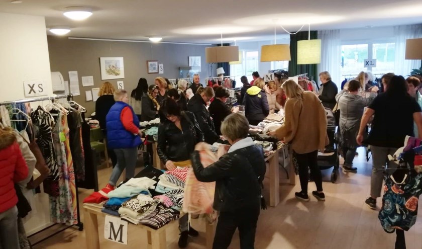 Tweedehands dameskledingbeurs in Hulst op vrijdag 4 en zaterdag 5 oktober