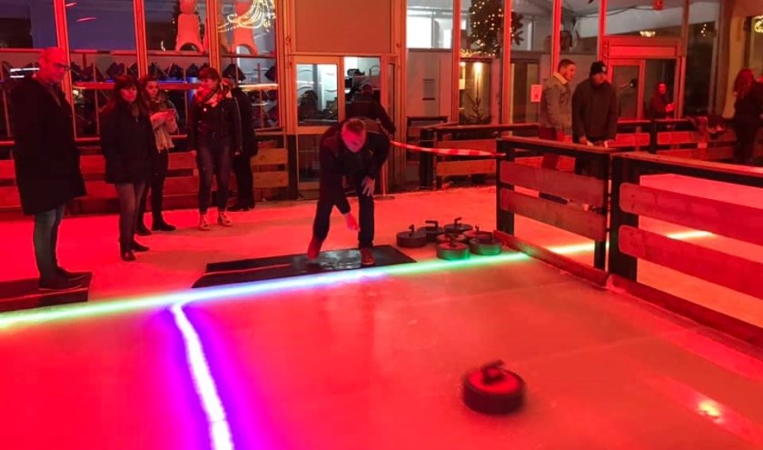 Op de schaatsbaan in Sluis wordt zaterdag 4 januari de finale gespeeld van de tweede curlingcompetitie.
