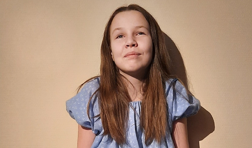 Julie Kolijn (13) uit Terneuzen speelt mee in de jubileumproductie van Muziektheater Zeeland: 'Michiel de Ruyter, de musical'.