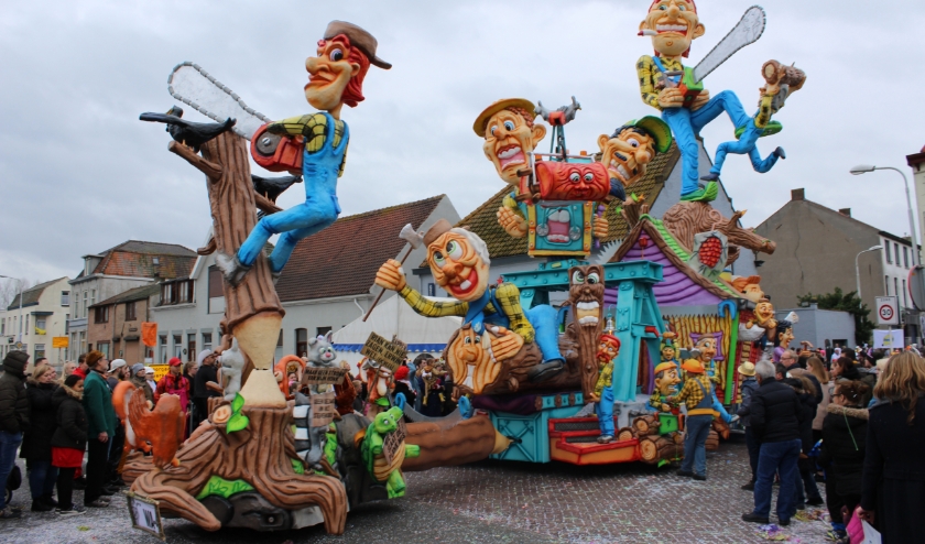 De 64e carnavalsstoet in Sas van Gent gaat in de herkansing op zaterdag 14 maart.