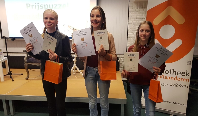 Roos Vercruijsse, Jinke Quaak en Zara van Beek veroverden een plaats in de provinciale finale van de Nationale Voorleeswedstrijd.
