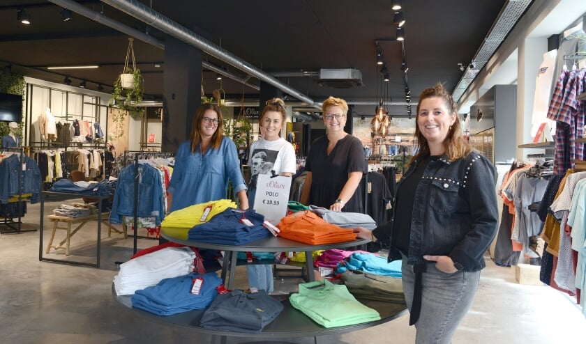 Evelien Brouwer opende haar nieuwe winkel Brover Fashion aan het Spuiplein in Breskens.