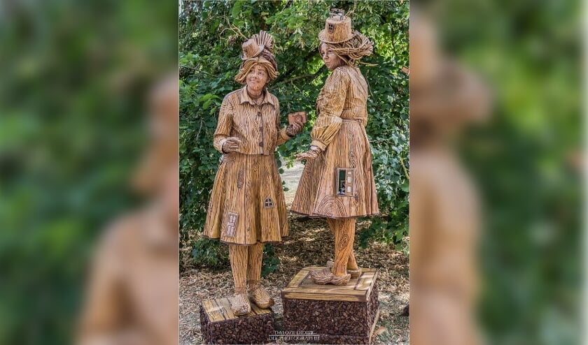 Kunstorganisatie Toonbeeld houdt in augustus een Summer School, met o.a. de workshop 'living statues'.