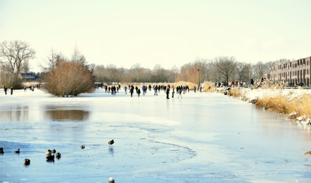 <p>Schaatsen in de Haagse Beemden.</p>