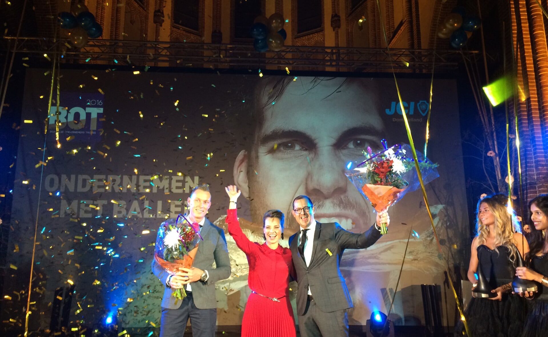Bram Veroude (Magic FX), Diana en Filipe van den Borne (Mr. en Mrs. Filipe) sleepten donderdag de Boxtelse Ondernemers Prijs 2016 in de wacht.