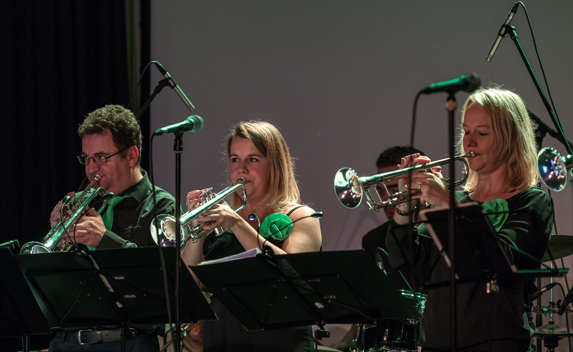 Enkele trompettisten van De Aggemarvanhuisaf Band in actie tijdens Vrienden van Boxtel Live in november jongstleden. (Foto: Hans van Doorn). 
