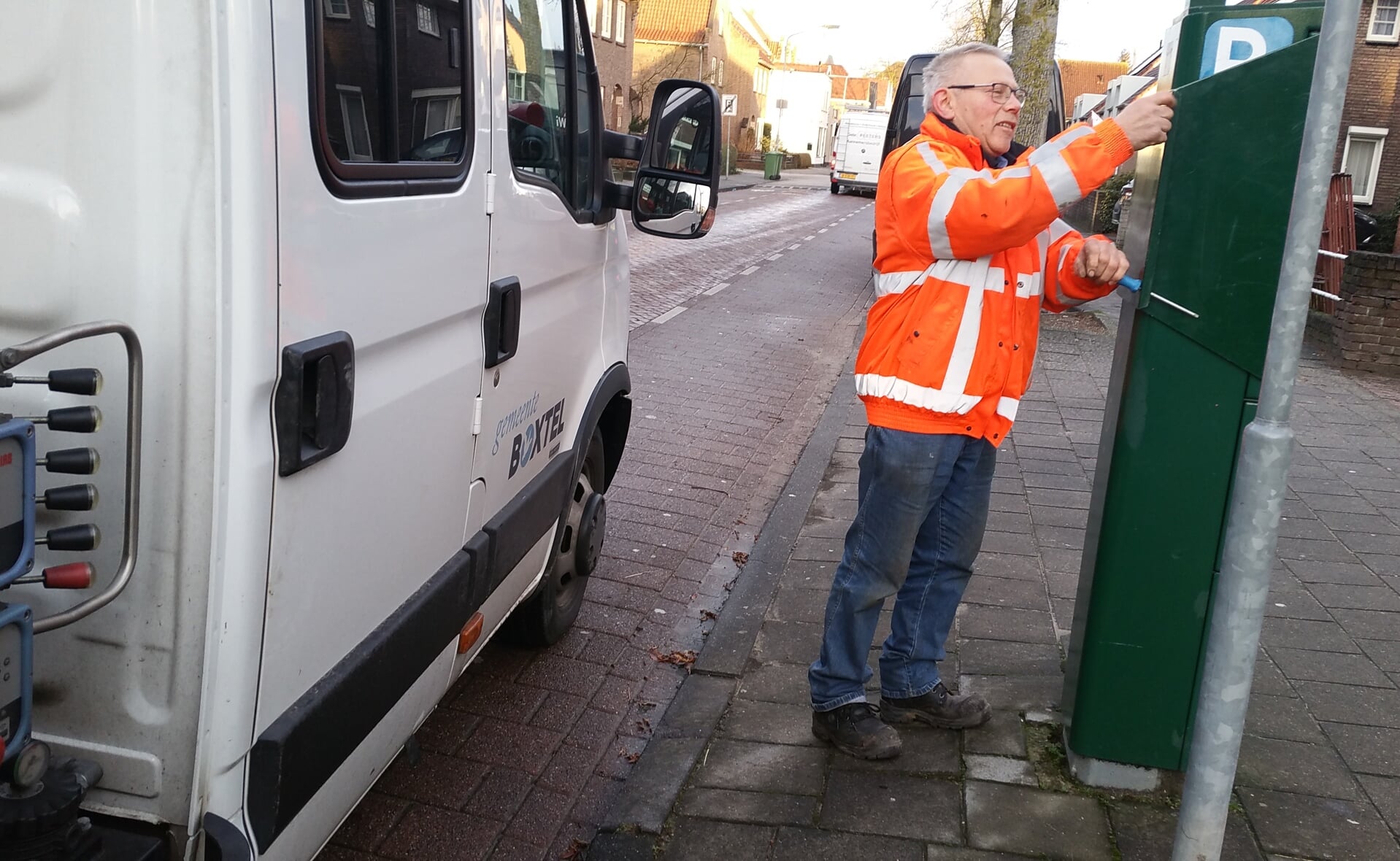 Alle parkeermeters in Boxtel zijn vrijdagochtend afgesloten. Tijdens carnaval hoeft in Eendengat geen parkeergeld betaald te worden. (Foto: Marc Cleutjens).