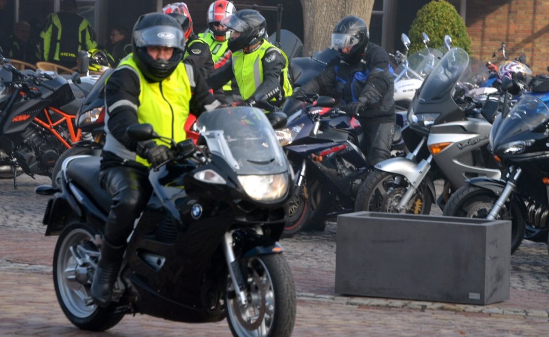 Motorrijders kunnen weer lekker in de omgeving van Boxtel rondtoeren tijdens de hernieuwede Molenrit.