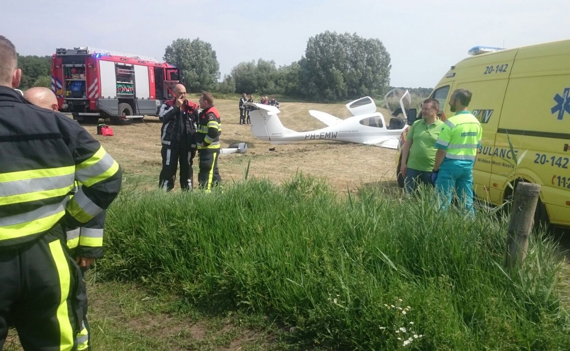 Zicht op de crashlocatie aan de Broeksteeg in het buitengebied tussen Esch en Haaren. (Foto: Pål Jansen).
